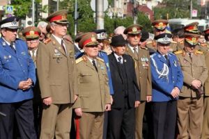 COVID-19: Peste o sută de mii de cadre militare în rezervă sunt dispuse să facă voluntariat la nivel central şi local