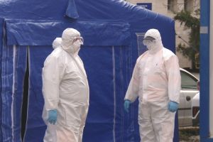 România a ajuns la 115 morţi din cauza COVID-19. Ultima victimă a luat virusul de la fiica sa întoarsă din Dubai