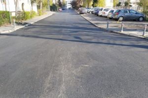 Lucrari de asfaltare pe strada Parang din Constanta 