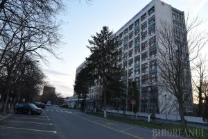 Câţi bolnavi avem în Bihor? Grupul de Comunicare Strategică susţine oficial că în Bihor sunt 44 persoane cu coronavirus, sursele medicale locale spun că mai puţine