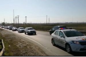 VIDEO| Acţiune de amploare a Poliţiei în Ialomiţa: 800 de români s-au întors din străinătate, iar autorităţile au cerut carantină totală
