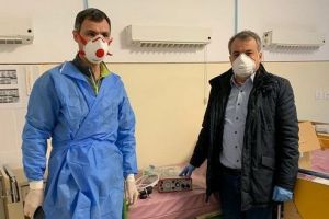 FOTO: Aparat pentru ventilaţie specială donat Spitalului de Urgenţă de Rotary Téka Târgu-Mureş