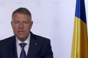 Klaus Iohannis, către românii din diaspora: Nu veniţi acasă de sărbători!