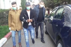 ÎNJUNGHIAT ÎN PIEPT, A SCĂPAT CU VIAŢĂ