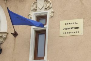 Minor condamnat pentru talharie calificata
