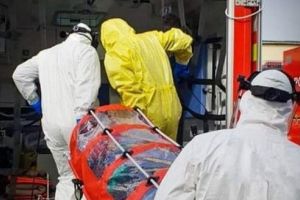 EMOȚIONANT. Ce simt salvatorii când transportă un pacient cu Covid-19
