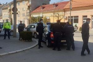 Covid-19. Peste 400 de amenzi aplicate de Poliţia Mureş în 24 de ore!
