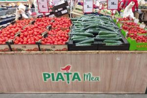 Auchan le livrează acasă sucevenilor produse proaspete de brutărie, legume, fructe, lactate ...