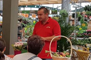 Un antreprenor braşovean vă provoacă să mâncaţi sănătos şi să salvaţi micile afaceri locale
