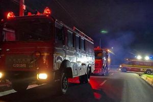 FOTO: Garaj în flăcări la Iernut!
