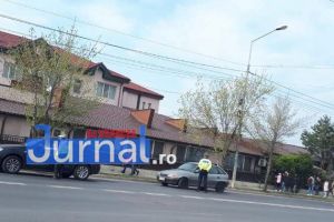 FOTO: Un gest mic, o faptă mare! Echipamente de protecţie oferite de un şofer oprit în trafic