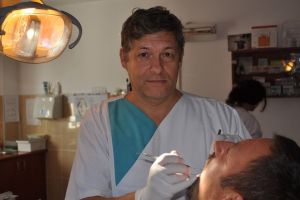 Unde trebuie să mergeţi dacă aveţi o problemă  stomatologică urgentă