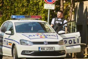 Fotografia zilei: Doar stând în casă, suntem în siguranţă