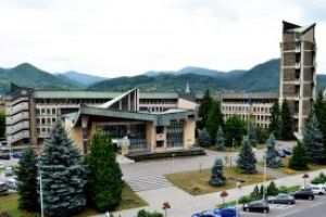 Maramureş: Patru măsuri obligatorii solicitate de şeful administraţiei judeţene. Două dintre ele vizează purtarea măştilor şi testarea persoanelor care ies din carantină