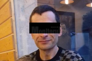 Bărbatul care s-a spânzurat în faţa blocului avea soţie şi o fiică