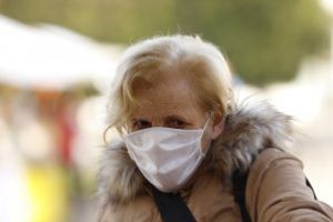 IMPORTANT! Măşti obligatorii pentru toţi maramureşenii. Ieşirea din casă fără faţă acoperită, strict interzisă!