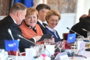 Germania a găsit SECRETUL: Pentru a treia zi consecutivă, numărul noilor pacienţi cu COVID-19 este în SCĂDERE. Werner, intreaba-i cum au facut, ca vorbiti aceeasi limba!