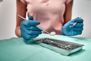 Primăria Braşov se va ocupa de igienizarea cabinetului de stomatologie de urgenţă
