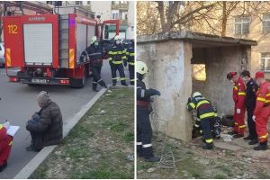 FOTO. Bărbat căzut în canal. Nimeni nu i-a auzit strigătele de ajutor