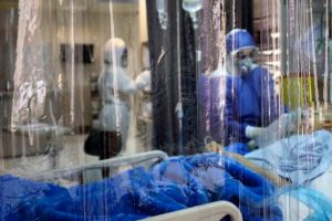 O sătmăreancă infectată cu COVID-19 a murit duminică