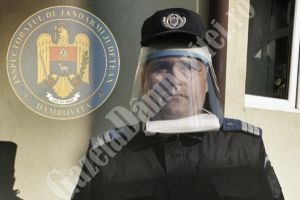 IJJ DÂMBOVIȚA: Viziere de protecţie donate de un întreprinzător privat