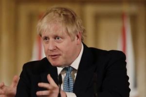 Premierul britanic Boris Johnson, internat în spital din cauza infecţiei cu coronavirus