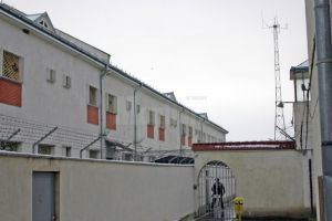 Bărbat condamnat şi dat în urmărire, prins la Rădăuţi şi încarcerat în penitenciar