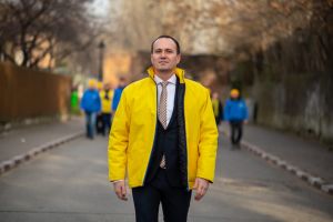 Cotinescu îi îndeamnă pe târgovişteni să cumpere din cartier şi de la localnici