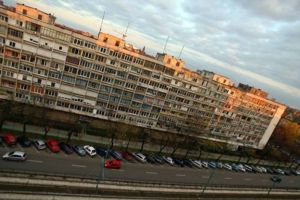 Greu cu dezinfecţia blocurilor. La Oradea şi Cluj se poate, Primăria Timişoara abia începe procedura