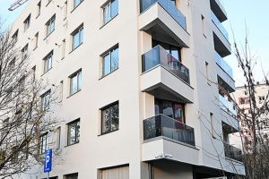 Coronavirusul a infectat şi piaţa imobiliară din Prahova. Dezvoltatorii se plang ca au ramas cu locuintele nevandute
