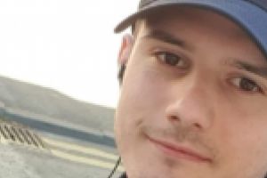 Are domiciliul în Reşiţa, dar a fost plasat în carantină în Băile Herculane! În frig, fără mâncare şi fără să îl consulte nimeni!