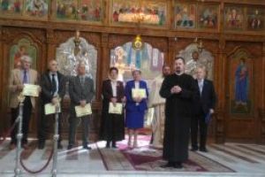 Cinci persoane, distinse cu titlul „Cetăţean de onoare al comunităţii româneşti”;ceremonia, amânată din cauza pandemiei