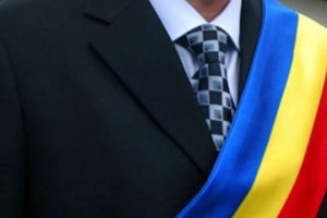 Rămân aceiaşi: Mandatele aleşilor locali au fost prelungite până 