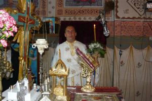 Credincioşii din satul Știrbăţ vor primi candele aprinse în noaptea de Înviere