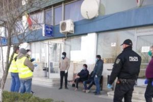 Patru migranţi ”rătăciţi”, găsiţi în apropierea Gării CFR de către echipele Poliţiei Locale şi cele de la Asistenţa Socială Baia Mare (FOTO)