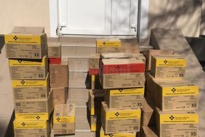 Maşini de spălat, uscătoare, frigidere, cuptoare cu microunde, fierbătoare de apă şi ...