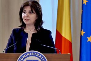 Ministrul Educaţiei: Evaluarea Naţională şi BAC-ul ar putea fi organizate în luna iulie