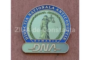 Patru parlamentari si sefi ai DRDP Timisoara, trimisi in judecata intr-un dosar de angajari nelegale