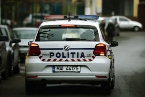 A accidentat un pieton aflat în stare de ebrietate şi a fugit de la locul faptei