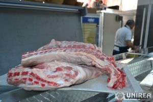 DSVSA Alba: Mieii pot fi sacrificaţi în abatoarele autorizate sanitar veterinar din judeţ. Recomandări pentru crescători