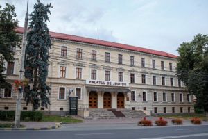 Trei angajaţi ai Tribunalului Suceava sunt infectaţi cu COVID-19