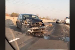 FOTO Trafic îngreunat pe DN1, la Veştem din cauza unui accident rutier – O persoană a ajuns la spital