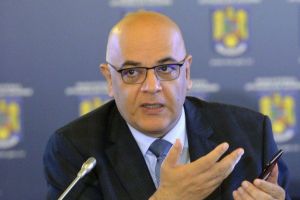 Raed Arafat: Trebuie să învăţăm să trăim cu acest virus