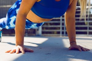 Sportivii celor opt secţii ale clubului CSU Oradea nu au întrerupt antrenamentele, ci se pregătesc de acasă