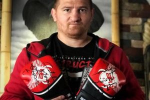 Luptătorul Cătălin Moroşanu şi marea handbalistă Ionela Stanca sunt ultimii campioni care ...