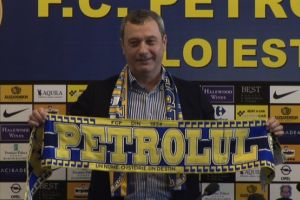 Sărbătoritul din echipa copilăriei