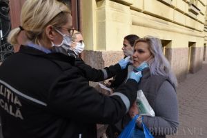 Temperatura la control! Începând de luni, orădenii vor fi testaţi cu termometrul pe stradă, în pieţe şi la locul de muncă