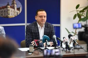 Cadrele medicale vor primi stimulentul de risc de 2.500 de lei