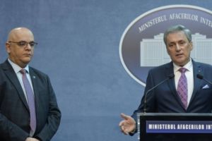 Ordonanţa militară nr. 8 - pieţele rămân deschise, se interzice exportul de cereale. Despescu: „Dacă veniţi în România pentru Paşte, îl veţi petrece în carantină sau izolare, nu cu familiile dumneavoastră”