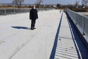 Lucrările la noul pod peste râul Suceava au fost finalizate